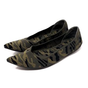 NWOT Steven by Steve Madden Reed Knit Pointed Toe Flats in Camo Size 9.5